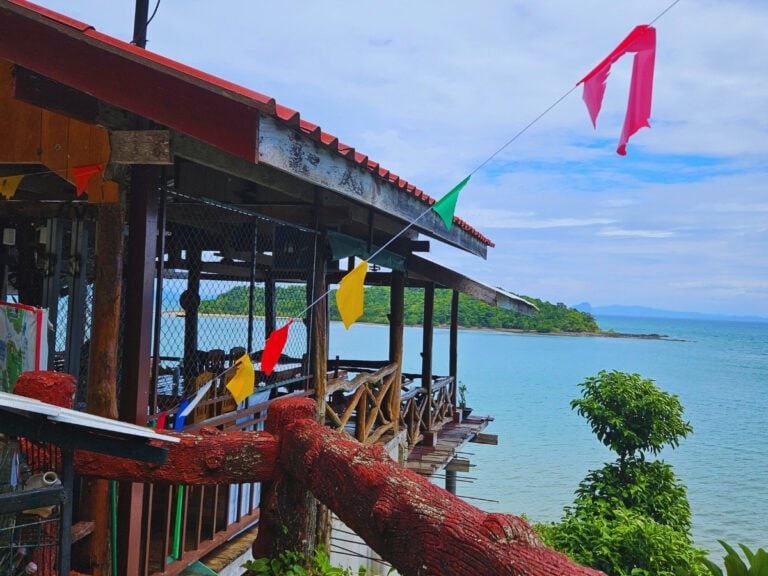 Restaurant next to the view point at east coast