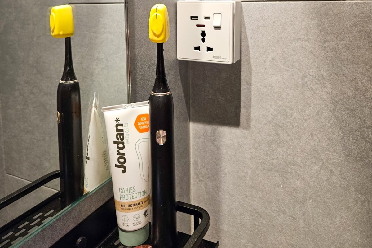 Thailand power socket type with travel adapter example
