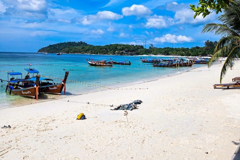 Wide view of Pattaya Beach Koh Lipe with boats and white sand