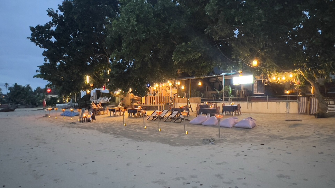 Klong Muang Beach in Krabi, Thailand, restaurants by the beach